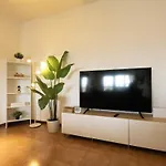 Chill In - Comfort And Large Spaces